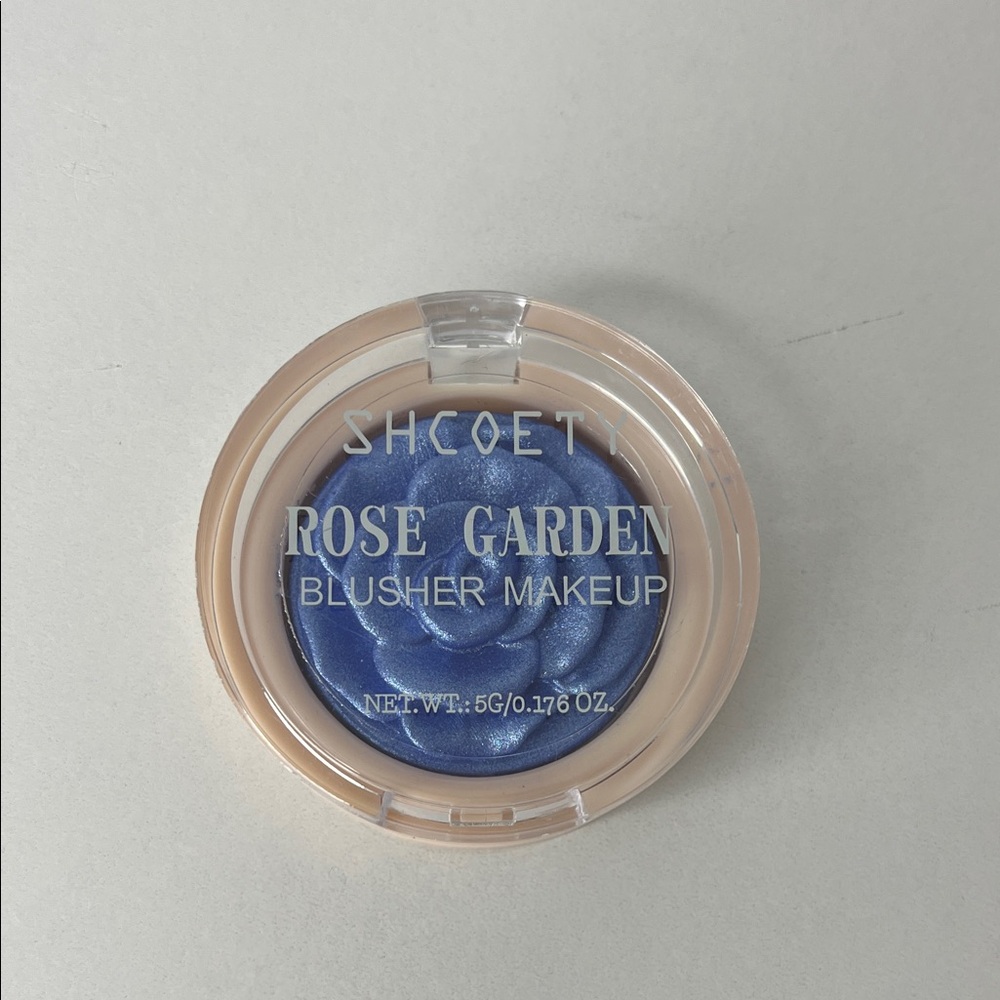 Rose Garden Blue Blush
